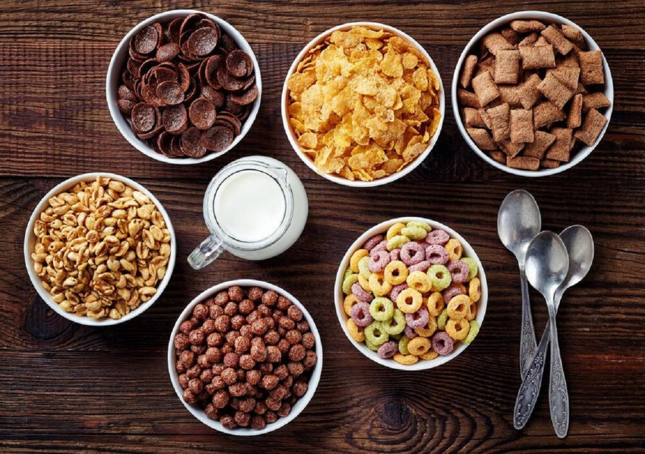 Phosphorion Hotel Istambul Exterior foto Various breakfast cereals